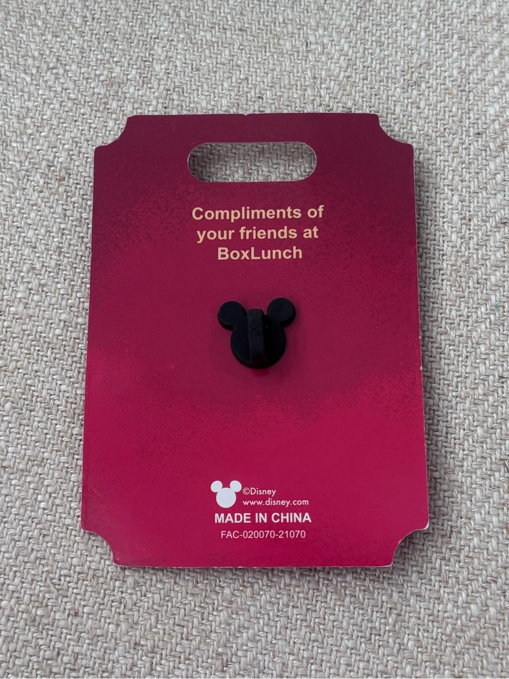 Disney D23 Expo Minnie Mouse Signature Pin Set + Disney x Boxed Lunch Pin - Picture 7 of 10